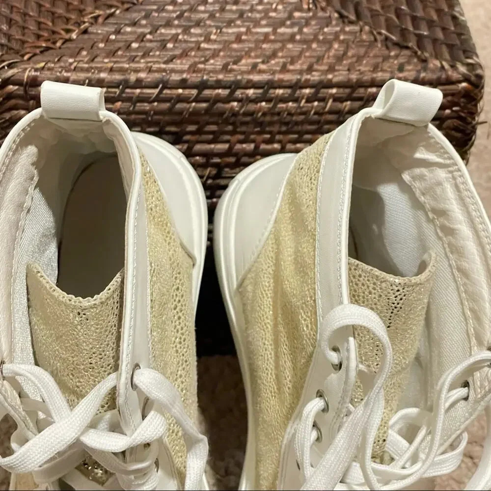 Catherine Malandrino Ankle Sneakers/Booties Lace up. Gold snakeskin. Y2K style. - Picture 12 of 13